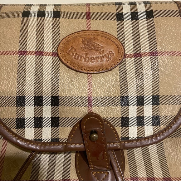 ❌ SOLD ❌ 💯 Authentic Burberry Backpack - Picture 9 of 11